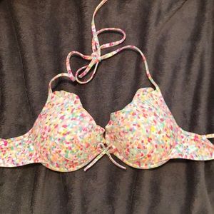 Victoria’s Secret bikini top - Great condition!